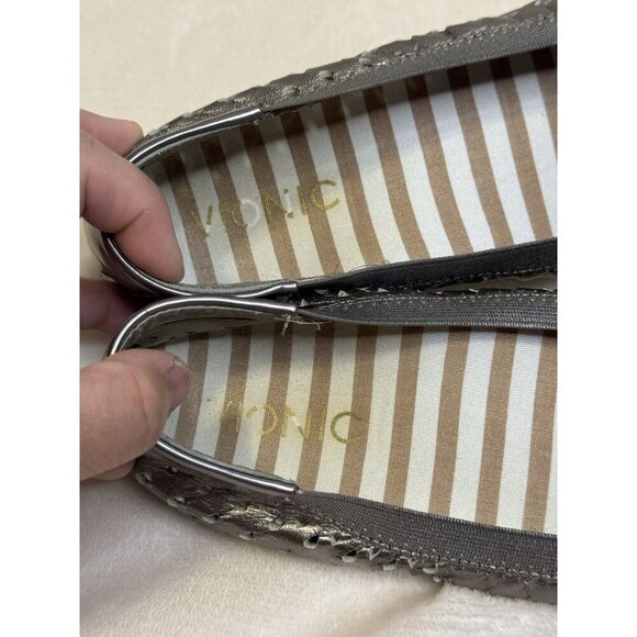 VIONIC Silver Ballet Flats Perforated Leather Comfort Shoes Orthotic Sz 7 - Picture 6 of 10